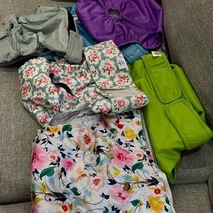 6 Washable doggie diapers… never worn